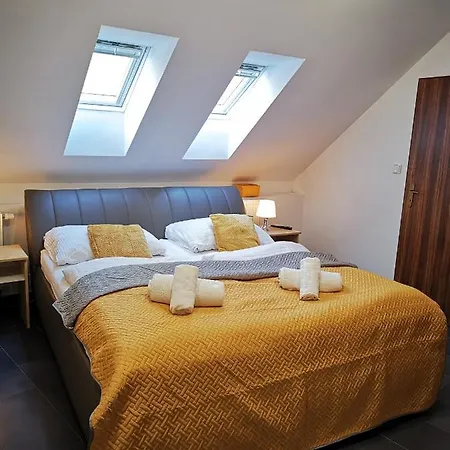 Hotel U Cisare Ii